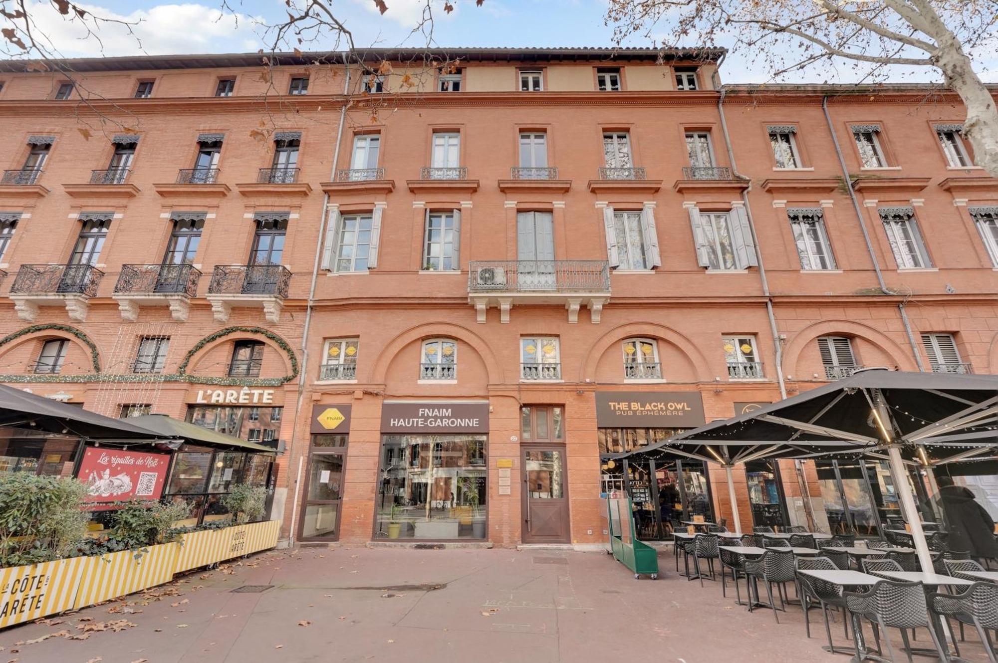 Le Floral - Cosy Studio Climatise Avec Parking Prive Et Netflix Toulouse Luaran gambar